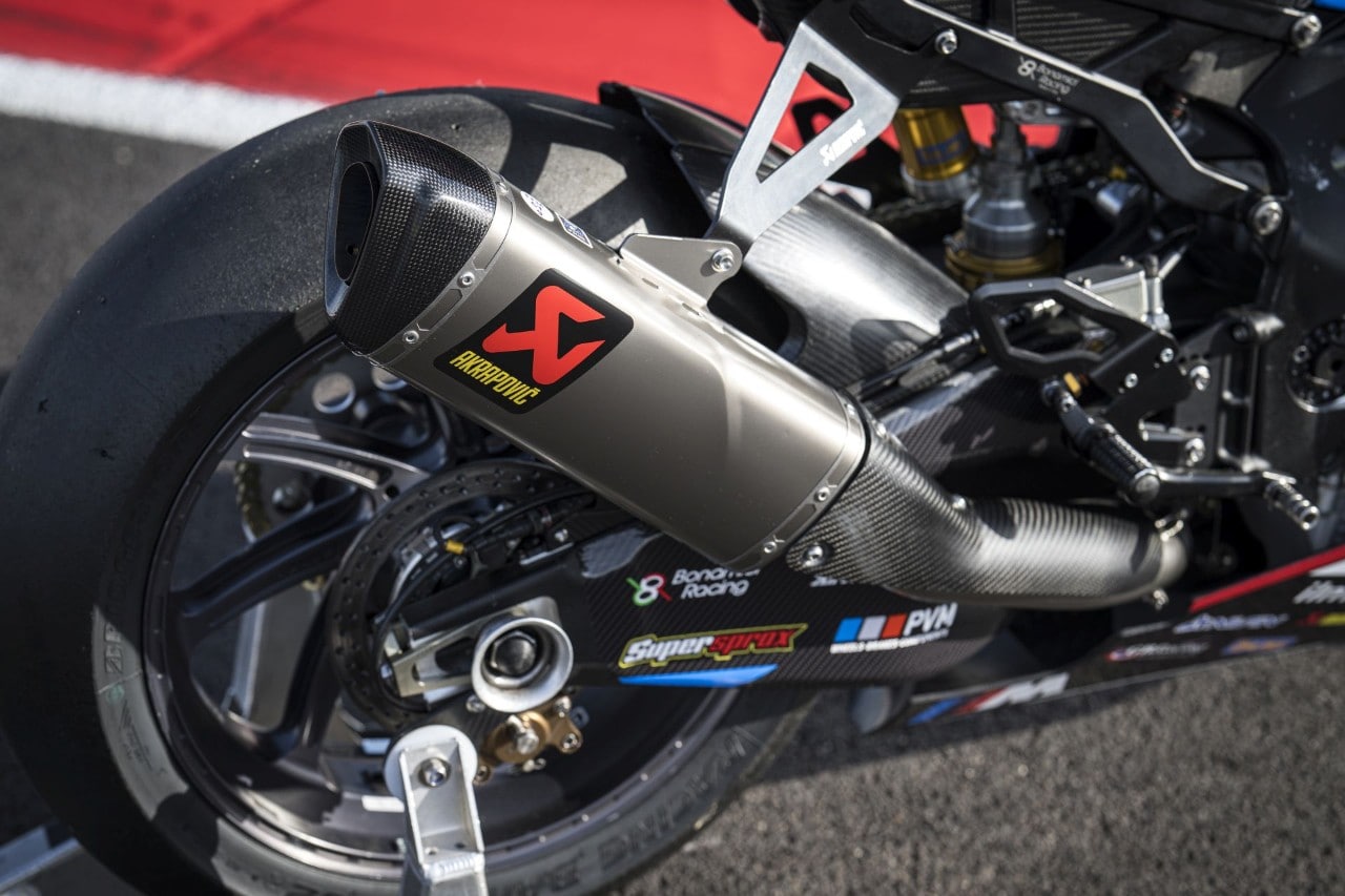 DueruoteTG #238 - Abbiamo guidato in pista la BMW che corre in SBK! 